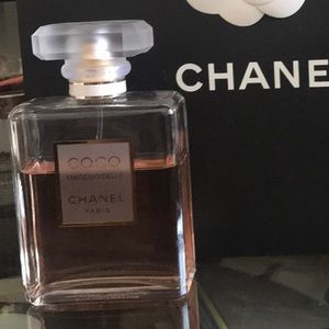 Chanel perfume